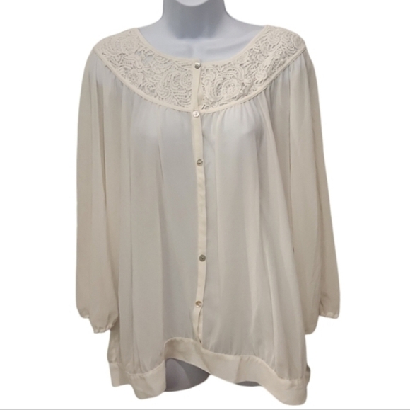 NWT Chico's Semi-sheer Lace Detail Button Up Top - Picture 1 of 6